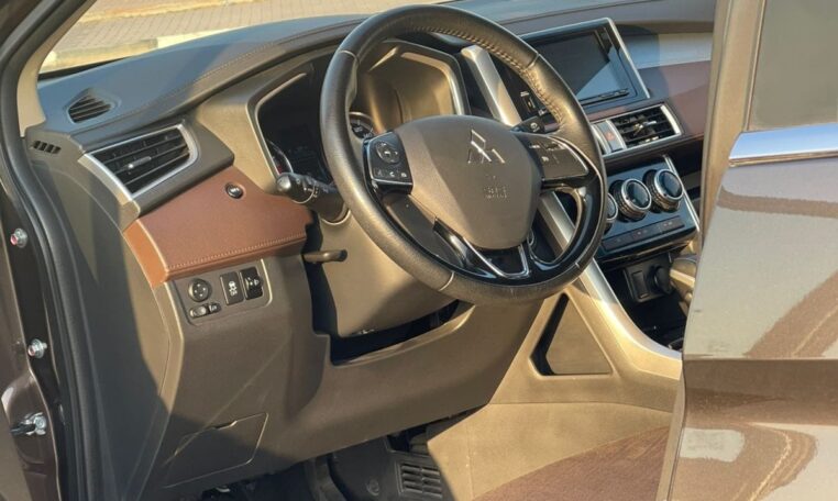 pre-owned Mitsubishi Xpander Cross 7STR 2023 in Brown.